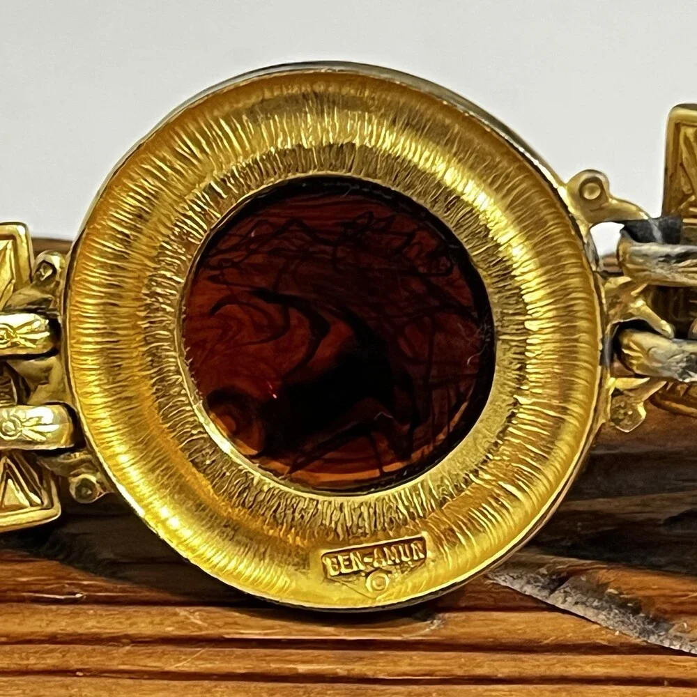 VTG Ben Amun Belt 24K Gold Plated Amber Resin Cabochon Leather Cinch 27